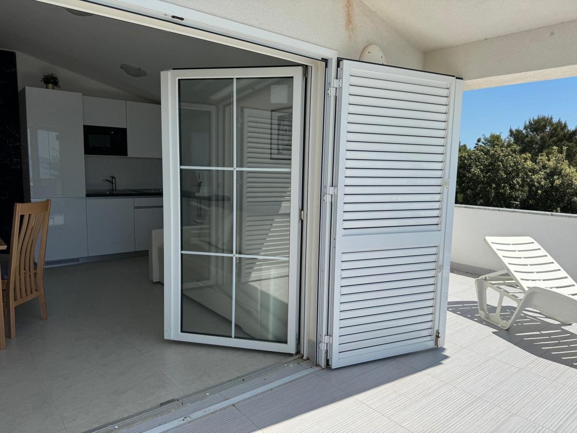 Mirakul Apartments Vir Exterior foto